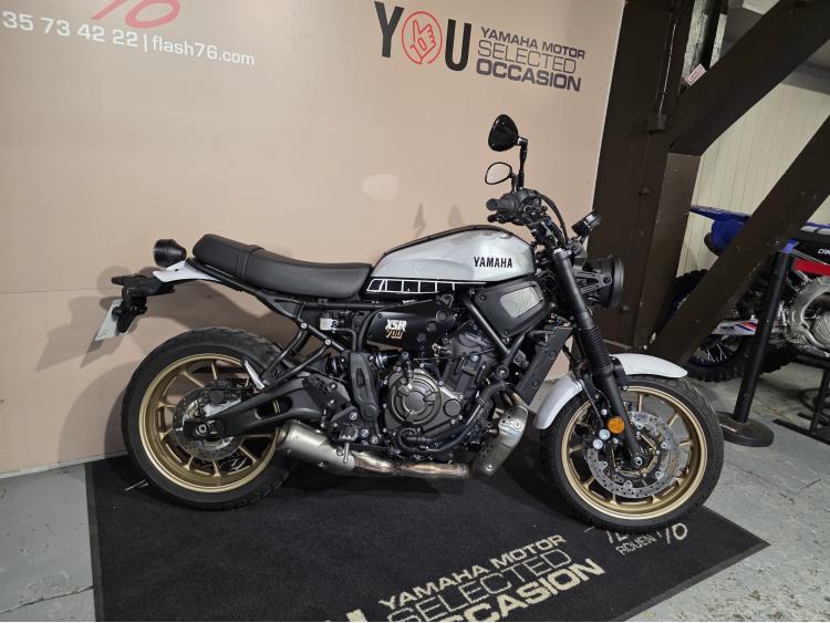 YAMAHA XSR 700 LEGACY
