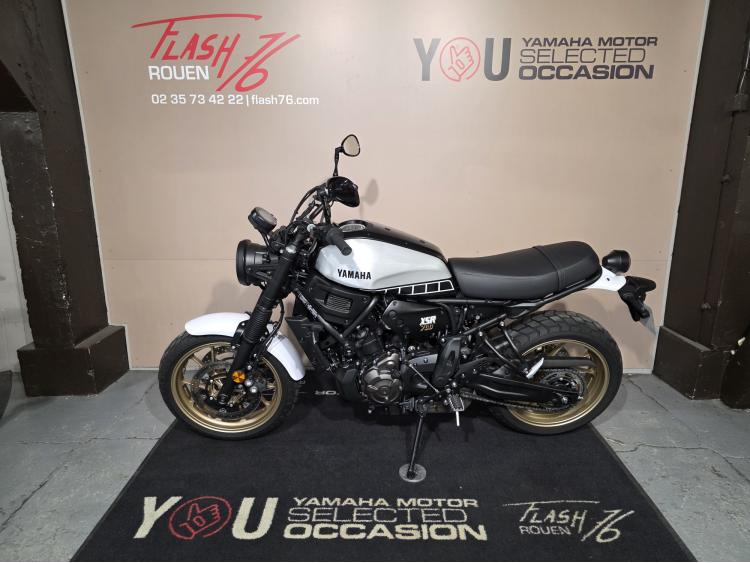YAMAHA XSR 700 LEGACY