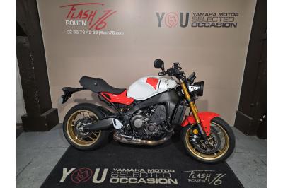 YAMAHA XSR 900
