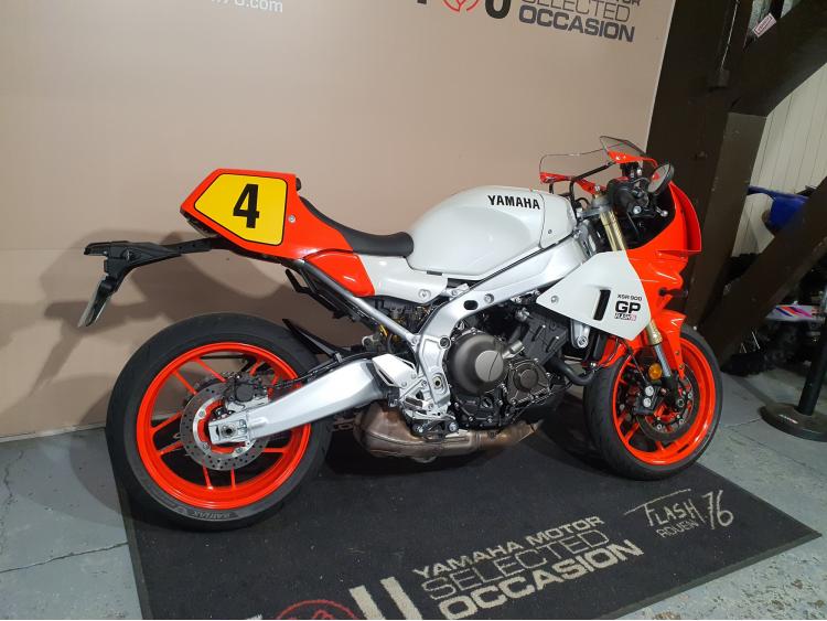 YAMAHA XSR 900 GP
