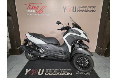 YAMAHA TRICITY 300