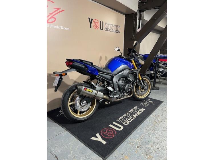 YAMAHA FZ8