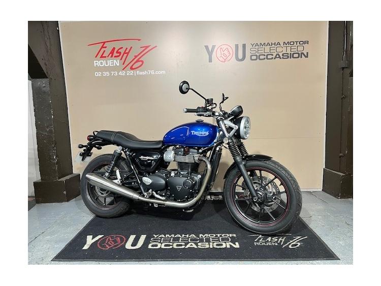TRIUMPH STREET TWIN  900