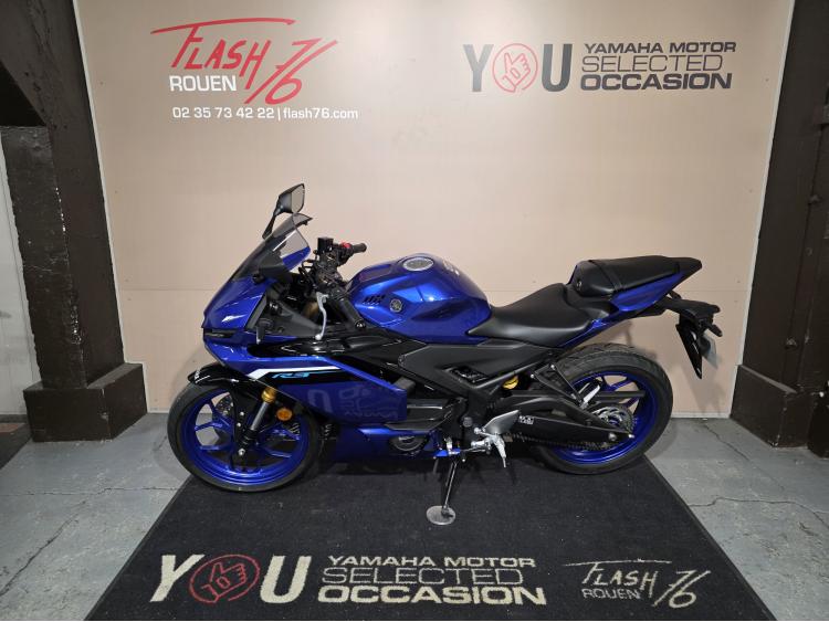YAMAHA YZF R3
