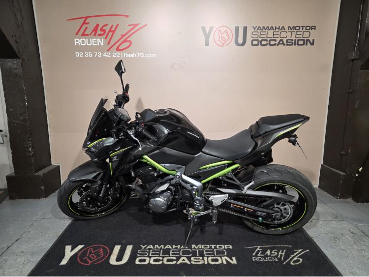 KAWASAKI Z900