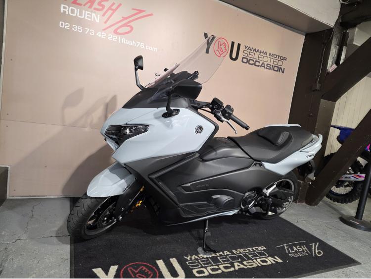 YAMAHA TMAX 560 TECH MAX