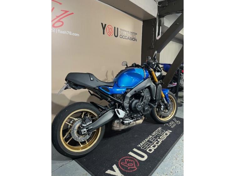 YAMAHA XSR 900 ABS