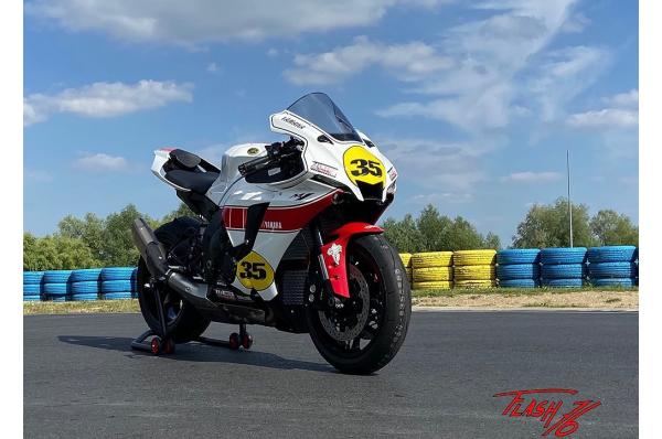 YZF-R1 60TH MOTO GP